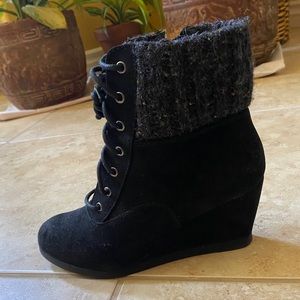 Heeled boots